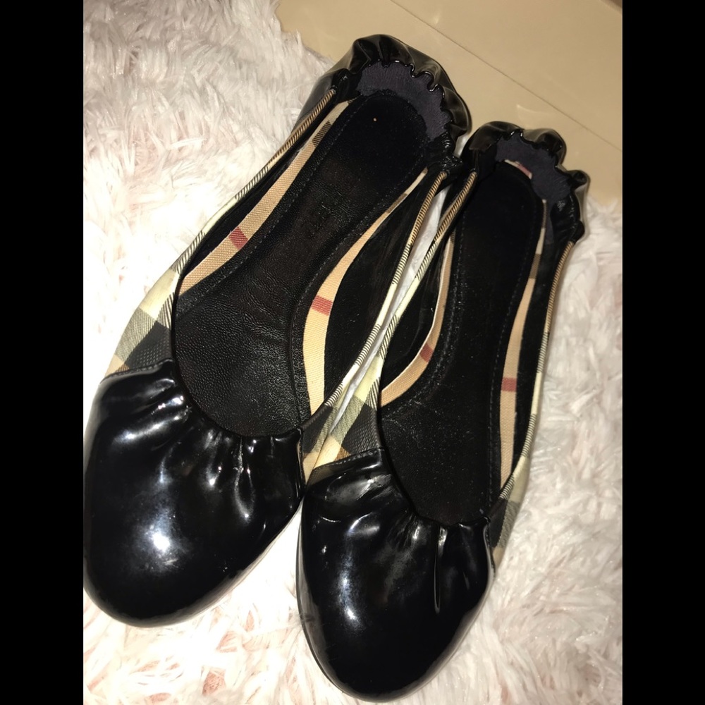 Burberry ballerina flats